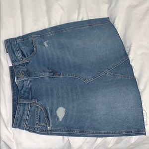 Medium wash high rise jean skirt never worn